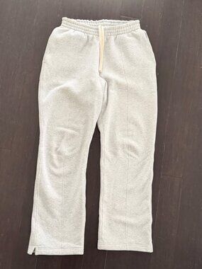 Represent Clo Initial Open Hem Sweatpants